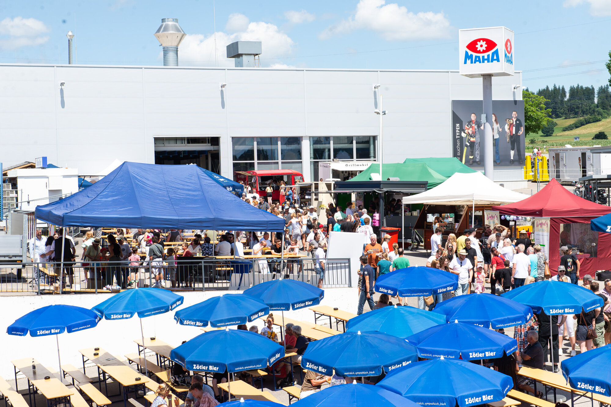 Beim Tag der offenen Tür der Maha Maschinenbau Haldenwang GmbH & Co. KG waren mehr als 2.000 Gäste anwesend. Foto: Maha Group