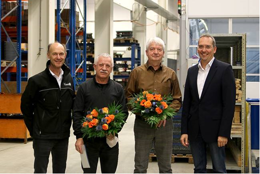 Strahlende Gesichter bei der Weihnachtsfeier von Häwa mit Jubilar-Ehrung am 22. Dezember. Bild: häwa GmbH